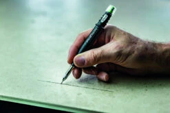 Pica 7070 Fine Dry Markeerpotlood -Winkel Voor Huishoudelijk Gereedschap 7070 fine dry use 9 print.jpg 1200x600 54542ebc88