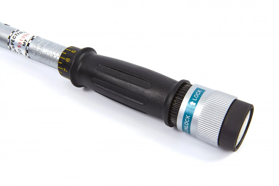 AOK 3/8" Profi Momentsleutel 20-110 Nm AOK 3/8" Profi Momentsleutel 20-110 Nm -Winkel Voor Huishoudelijk Gereedschap hbm 059 55.jpg 1200x600 40b36ebc88