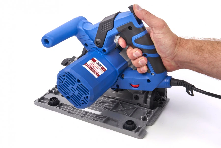 HBM 165 mm Professionele 1200 Watt Invalzaag, Liniaalzaag met 2 x 700 mm Liniaal HBM 165 Mm Professionele 1200 Watt Invalzaag, Liniaalzaag Met 2 X 700 Mm Liniaal -Winkel Voor Huishoudelijk Gereedschap hbm 204 56.jpg 1200x600 771c9ebc88