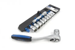 Hyundai 12 Delige Dopsleutel Sets CrV Kunststof Houder 9 Hyundai 12 Delige Dopsleutel Sets CrV Kunststof Houder -Winkel Voor Huishoudelijk Gereedschap hbm 470 3.jpg 1200x600 b4e20ebc88